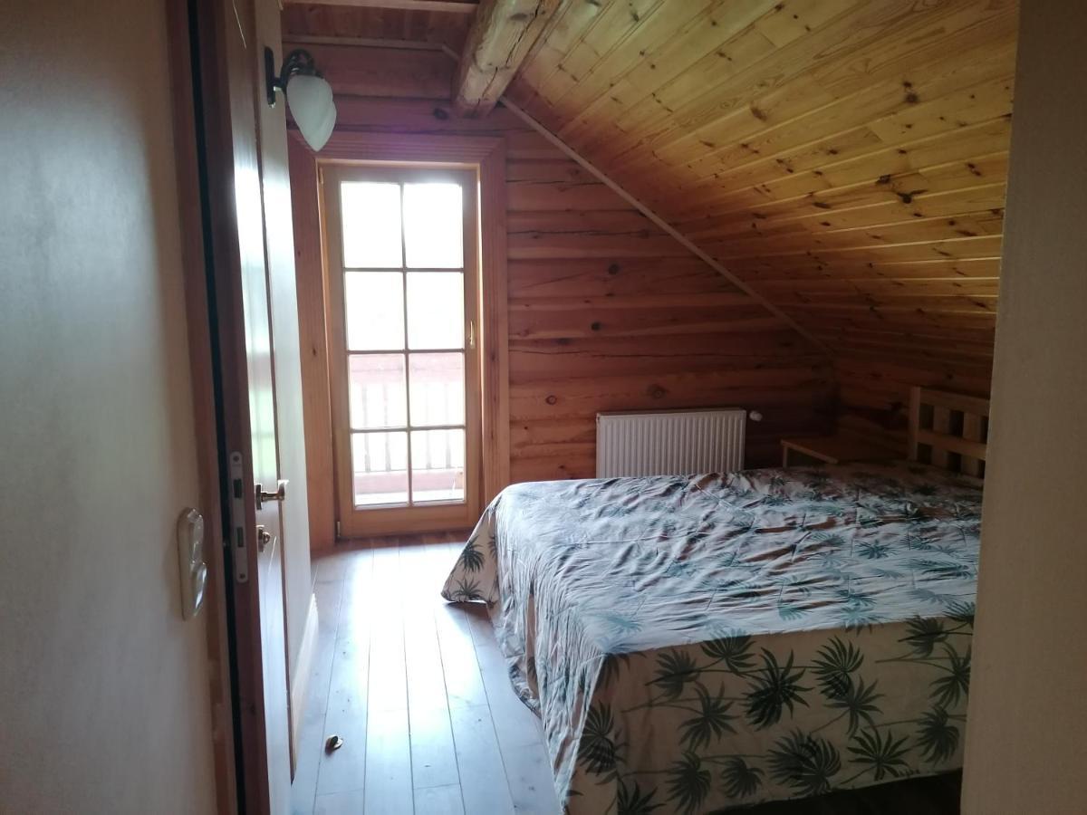Guest House Unguri Stalbe Exterior foto